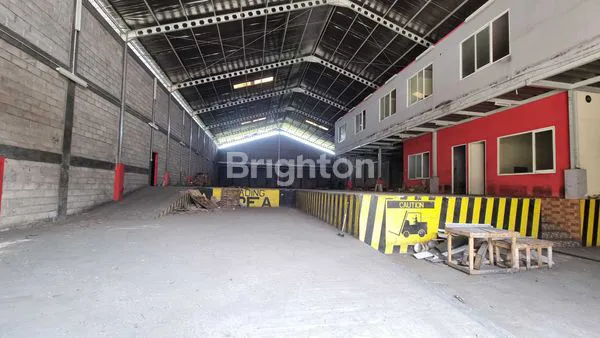 image GUDANG DEKAT EXIT TOLL SINGOSARI,DEKAT TERMINAL ARJOSARI. LOKASI STRATEGIS KONTAINER BISA MASUK.  LOKASI CIAMIK (2)