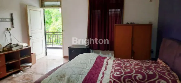 image RUMAH BESAR DI CLUSTER TAMAN SUNTER AGUNG (3)