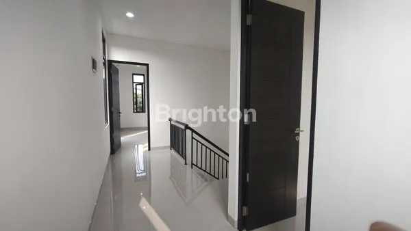 image RUMAH BARU POSISI HUK DURI KEPA 3 LANTAI SEMIFURNISH  (7)