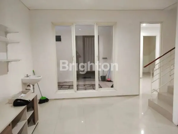 image RUMAH CANTIK DI BUKIT PALMA CITRALAND (3)