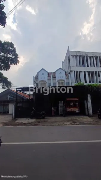 RUKO GANDENG 3 LANTAI MERUYA