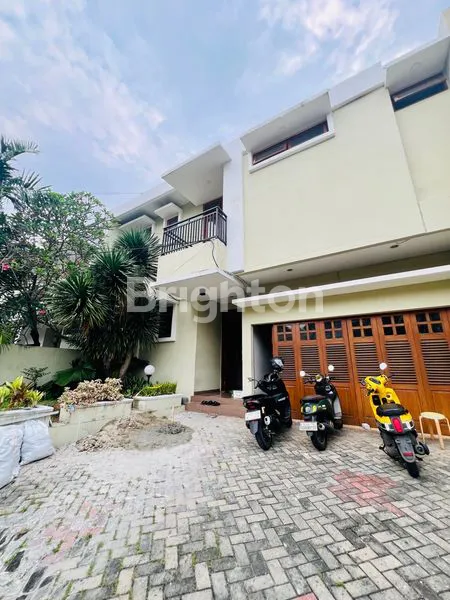 image SEWA RUMAH ELIT KAWASAN KEMANG, JAKARTA SELATAN. LOKASI STRATEGIS, DEKAT LIPPO MALL KEMANG (1)