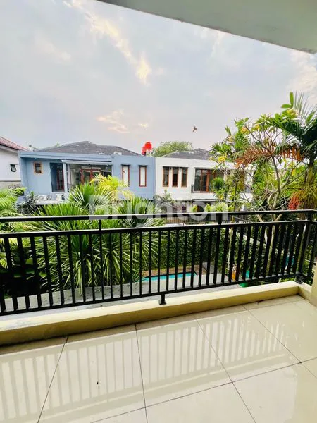 image SEWA RUMAH ELIT KAWASAN KEMANG, JAKARTA SELATAN. LOKASI STRATEGIS, DEKAT LIPPO MALL KEMANG (5)