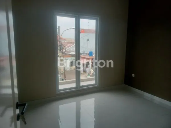 image RUMAH BARU SELESAI RENOVASI SIAP HUNI LOKASI ASRI DAN NYAMAN DI YASMIN SEKTOR 5 BOGOR (4)