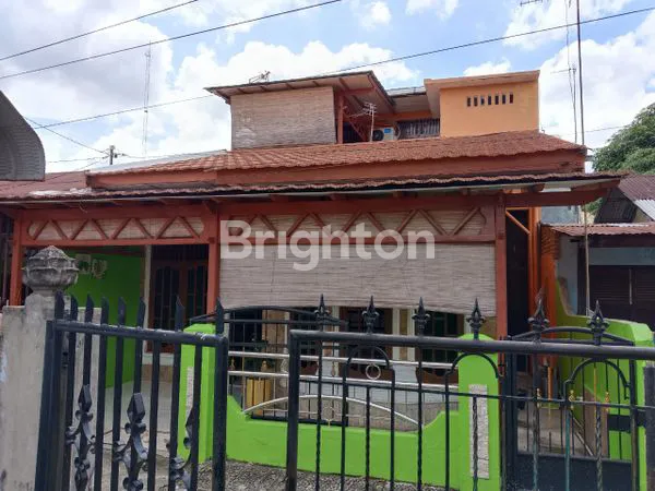 DIJUAL RUMAH 2 LANTAI DEKAT KAMPUS UMSU