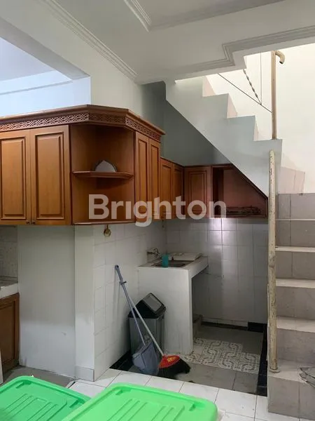 image CLUSTER KOTA WISATA CIBUBUR (8)