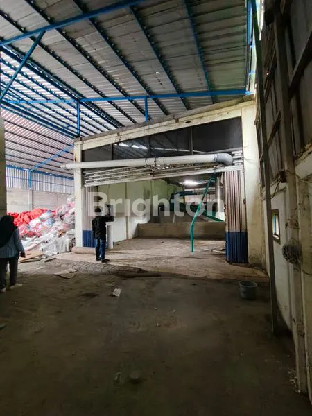 image GUDANG LOKASI STRATEGIS GEMPOL (4)