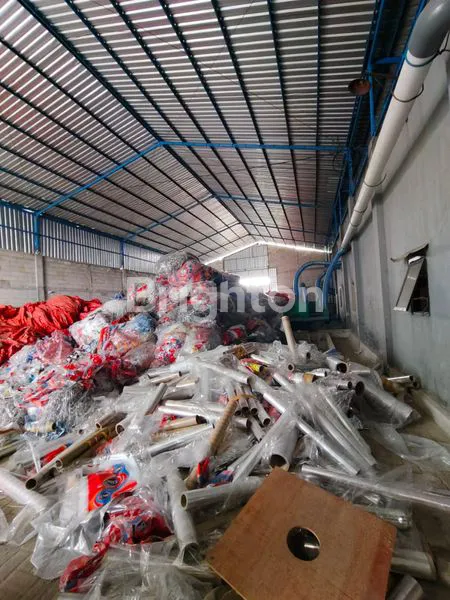 image GUDANG LOKASI STRATEGIS GEMPOL (5)