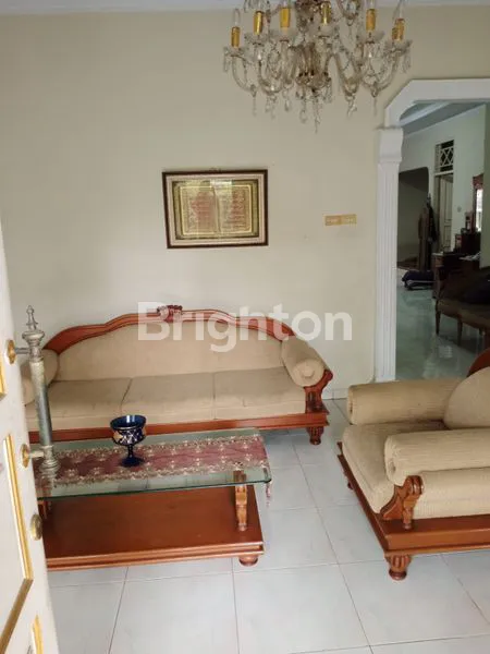 image RUMAH 4 KT SIAP HUNI DI KEBON JERUK, LT 400M² (5)