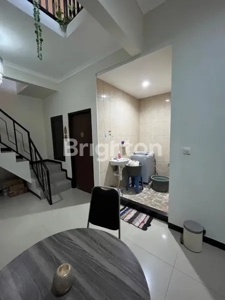 image SUTOREJO 1,5 LANTAI, TERAWAT, SIAP PAKAI (3)