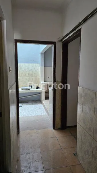 image RUKO 2,5 LANTAI DEKAT RAYA PUTRO AGUNG (7)