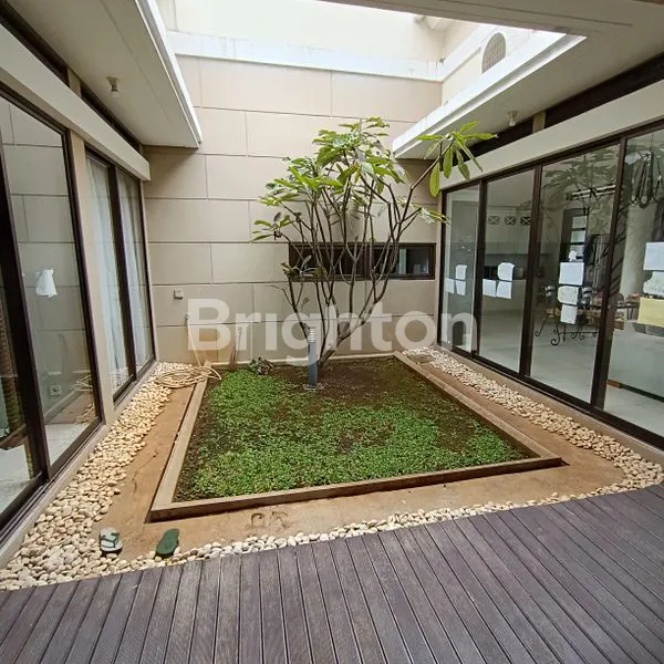 image RUMAH SIAP HUNI DI BANDOENG TEMPO DOELOE KOTA BARU PARAHYANGAN – VIEW DANAU, SHM, FULL AC (3)