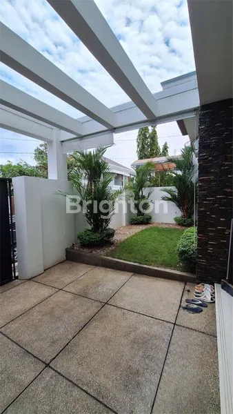 image RUMAH MEWAH, CANTIK DAN TERAWAT (2)