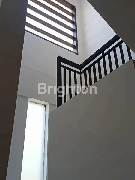 image RUMAH LANTAI 2 SEMI FURNISH AREA JIMBARAN (2)