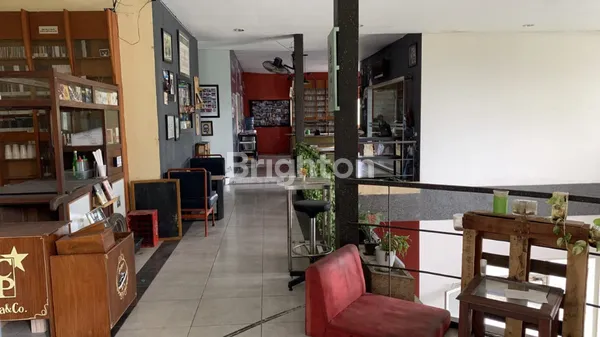 image GEDUNG EKS KANTOR STRATEGIS AREA KOMERSIL BENDUL MERISI (4)