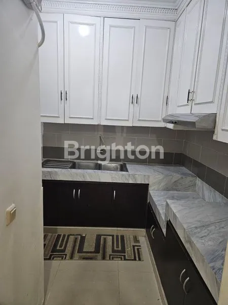 image DI SEWAKAN RUMAH 2 LANTAI DI GADING NIRWANA KELAPA GADING. (7)