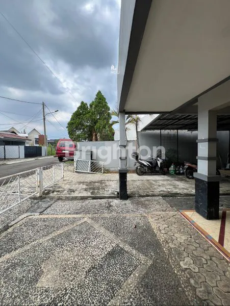 image RUMAH MEGAH 2 LANTAI PAMULANG (2)