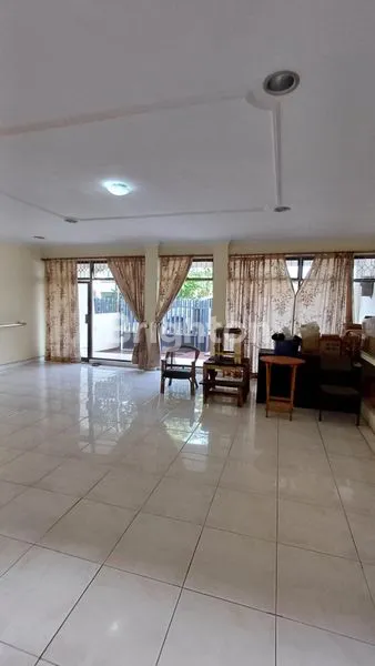 image RUMAH BESAR GREENVILLE JAKARTA BARAT (1)