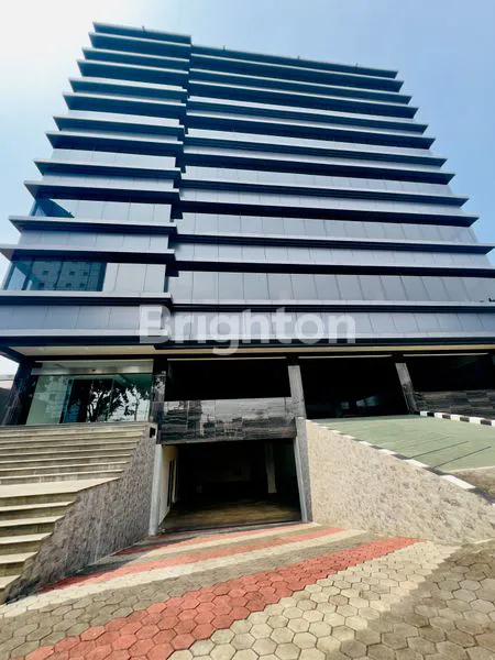 image JUAL GEDUNG KAWASAN PONDOK PINANG RAYA, AKSES LANGSUNG JALAN RAYA. COCOK UNTUK KANTOR.  (1)