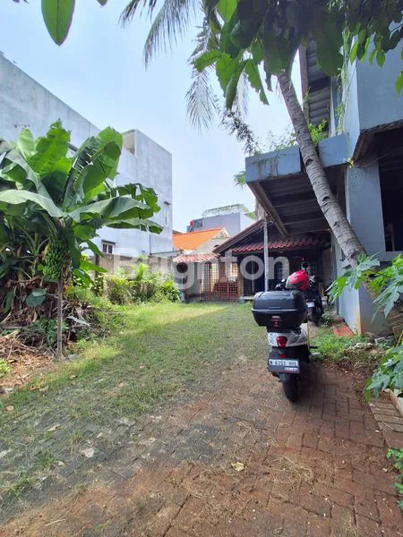 image TANAH LUAS PALING MURAH BONUS RUMAH 2 LANTAI DI PEJATEN TIMUR LOKASI STRATEGIS DEKAT STASIUN (5)