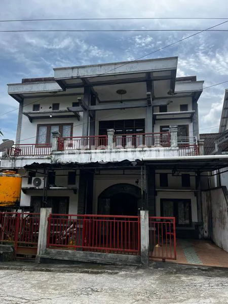 image RUMAH MEWAH DAN BAGUS (1)