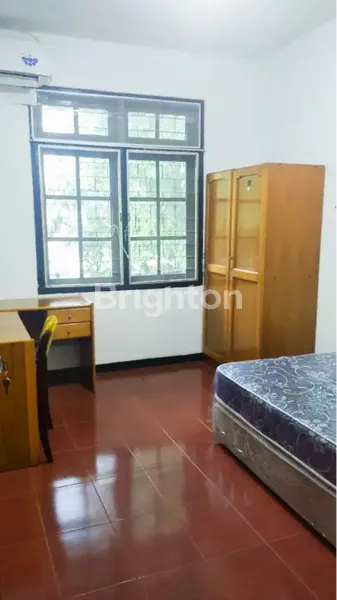 image RUMAH KOS DI SIWALANKERTO DEKAT UK PETRA (3)