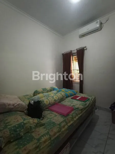 image HUNIAN IDAMAN DI SAKURA REGENCY – RUMAH RENOVASI BARU, CARPORT MUAT 2 MOBIL (7)