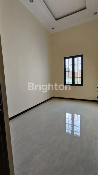 image RUMAH PREMIUM MEWAH SIAP HUNI DI GUNUNG PATI (8)