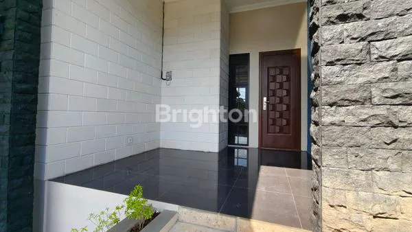 image RUMAH PREMIUM MEWAH SIAP HUNI DI GUNUNG PATI (5)