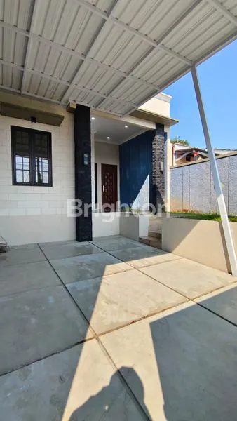 image RUMAH PREMIUM MEWAH SIAP HUNI DI GUNUNG PATI (2)