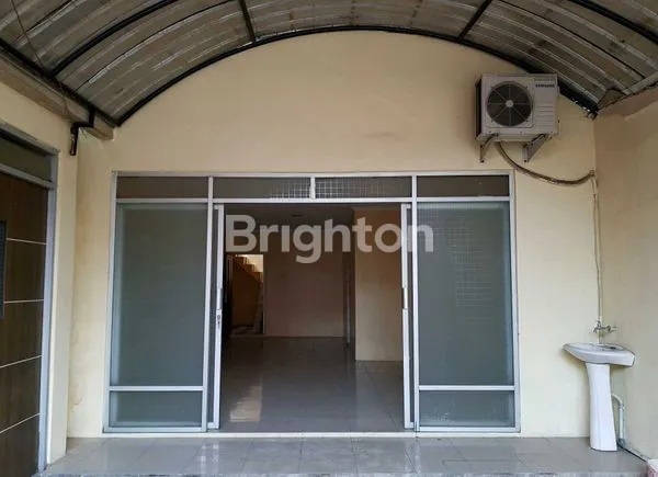 RUMAH USAHA 1½ LANTAI MAINROAD SAYAP JL.KERKOFF LEUWIGAJAH - CIMAHI