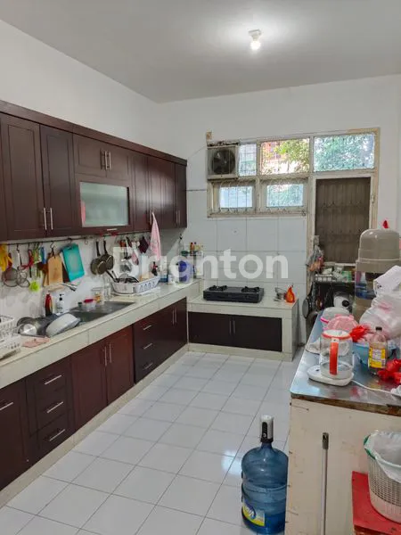 image RUMAH MEGAH TERAWAT KEAMANAN 24 JAM DIMUARA KARANG (5)