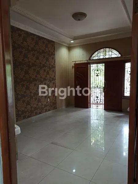 image RUMAH PINGGIR JALAN 6 X 15 TANJUNG DUREN (3)