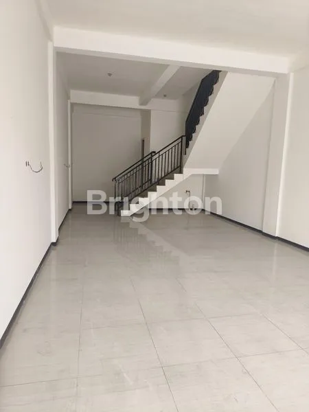 image RUKO 3 LANTAI PREMIUM LONTAR DEKAT PAKUWON MALL & SEKOLAH CIKAL (2)