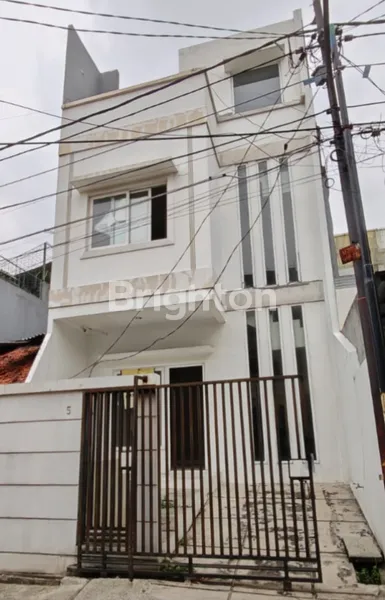 image JERUK MANIS, 2 LANTAI (1)