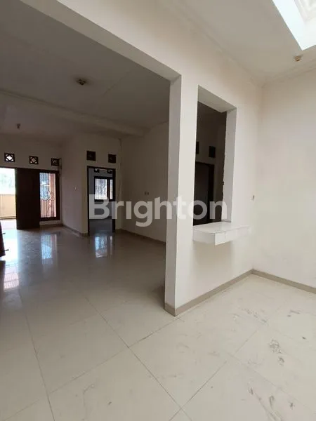 image RUMAH DI MAINROAD TAMAN CIBADUYUT INDAH TCI , JALAN LEBAR DAN PARKIR LUAS (3)