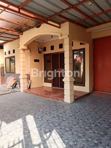 RUMAH DI MAINROAD TAMAN CIBADUYUT INDAH TCI , JALAN LEBAR DAN PARKIR LUAS