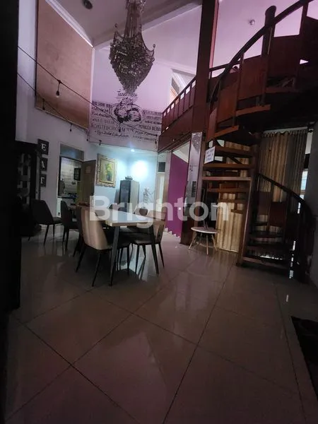 image DIJUAL  / DISEWA BANGUNAN 2 LANTAI RUMAH DAN RESTAURANT TEMPAT USAHA SIAP PAKAI BESERTA PERALATANNYA JATI PADANG RAYA, PASAR MINGGU (6)
