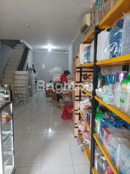 image DIJUAL RUKO PINGGIR JALAN KAWASAN RAMAI JL ABDUL WAHAB SAWANGAN DEPOK SIAP PAKAI EX TOKO PLASTIK (2)