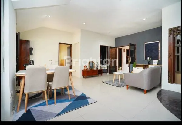 image RUMAH BAGUS DAN TERAWAT BAIK DI UBUD KARAWACI (6)