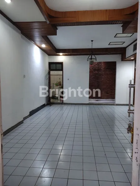 image RUMAH 1 LANTAI DI LOKASI YANG STRATEGIS DI CIRACAS, JAKARTA TIMUR. (3)