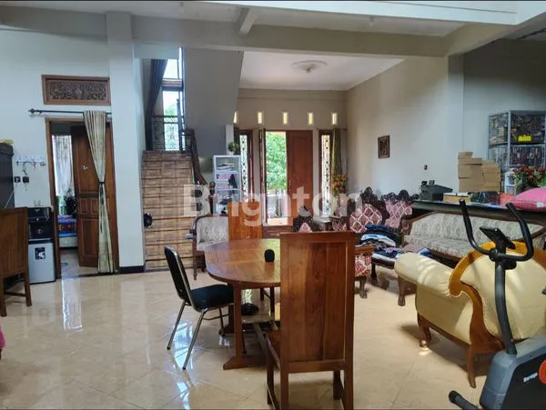 image DIJUAL RUMAH MEWAH SIAP HUNI, TAMAN KOTA MADIUN (2)