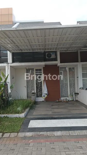 image  RUMAH DI PURI SAFIRA REGENCY, MENGANTI, GRESIK. (1)