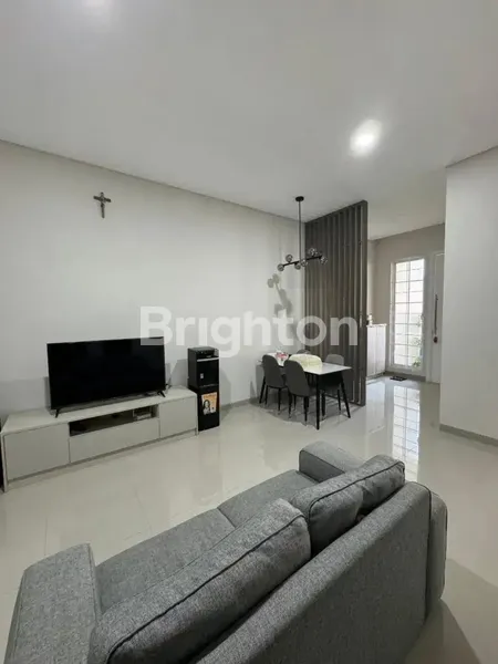 image DIJUAL RUMAH MINIMALIS PURI GALAXY FURNISHED SIAP HUNI, DINGIN HADAP SELATAN  (4)