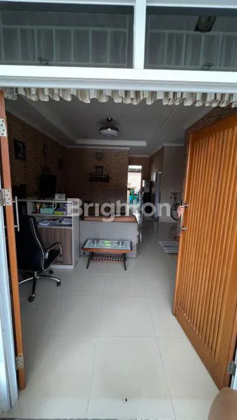image DIJUAL MURAH 1 UNIT RUMAH 2 LANTAI YANG LOKASINYA DI DALAM KOMPLEK CIPTA GRAHA GUNUNG BATU, SAYAP PASTEUR (7)