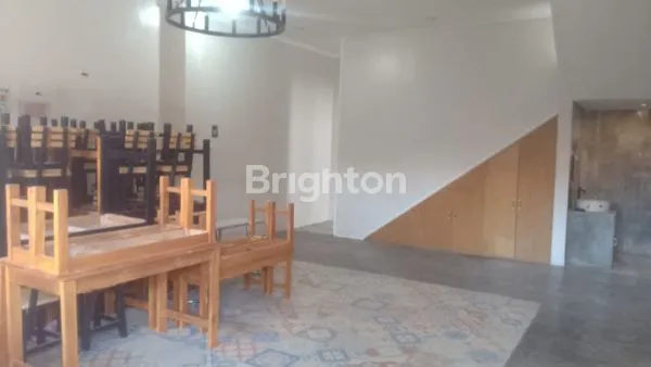 image RUMAH HOOK COCOK UNTUK USAHA DI KOPO (4)