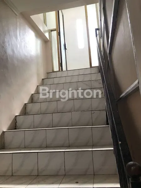 image RUMAH HOOK COCOK UNTUK USAHA DI KOPO (5)