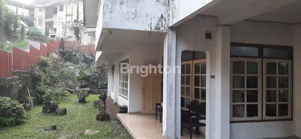 image VILLA TRETES (4)