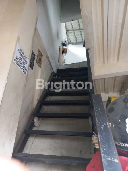 image TOKO 2 1/2 LANTAI SAYAP OTISTA  (4)