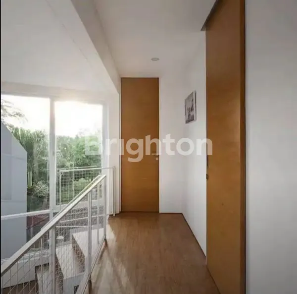 image RUMAH CANTIK DI BSD CITY TANGERANG SELATAN (5)